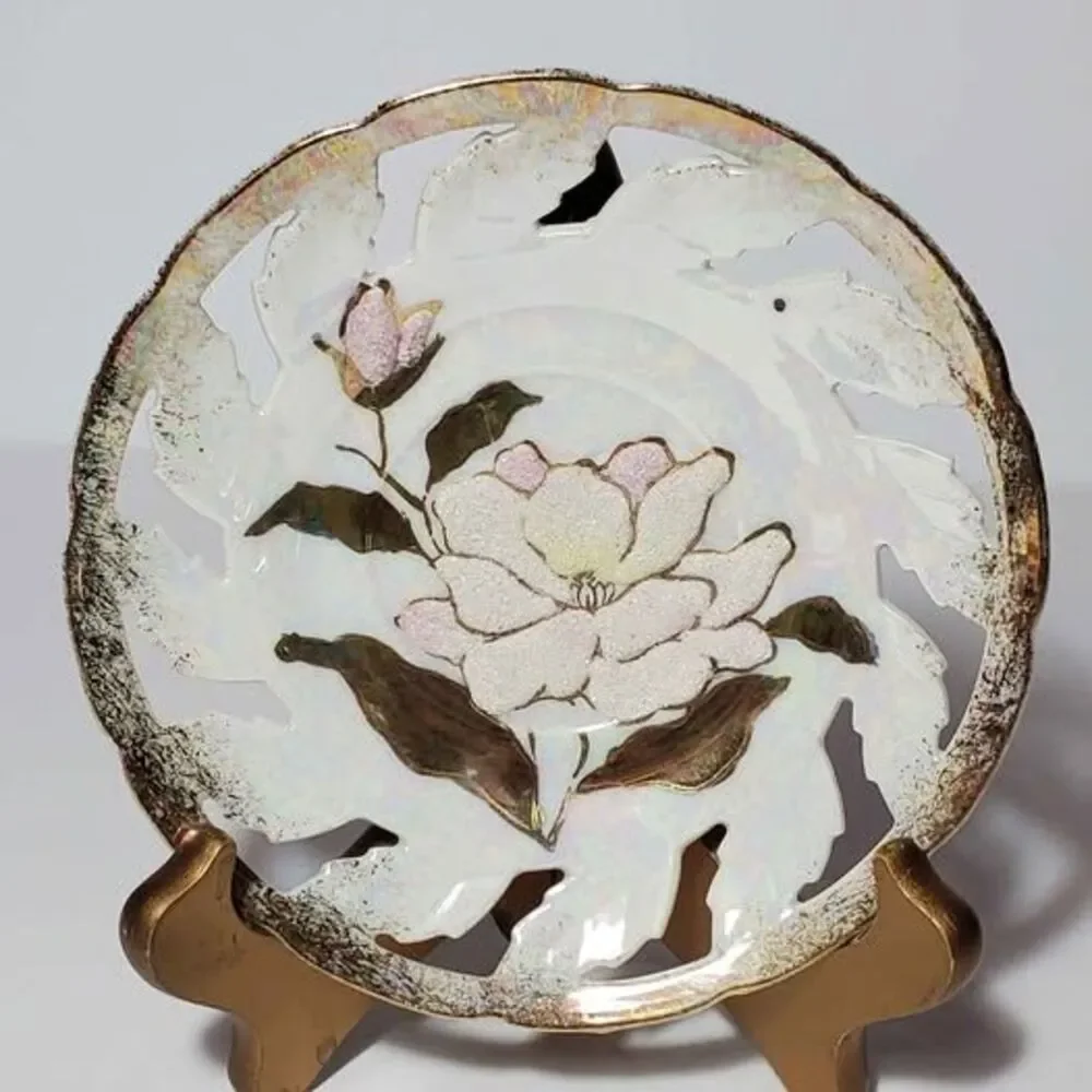 Vintage Teacup and Saucer Textured Flower Vintage